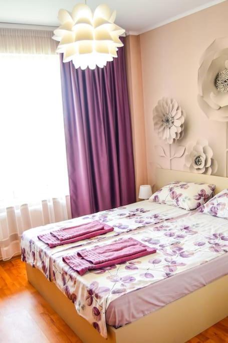 Charming Sunny Apartment+Swimming Pool Saints Constantine and Helena Exterior foto