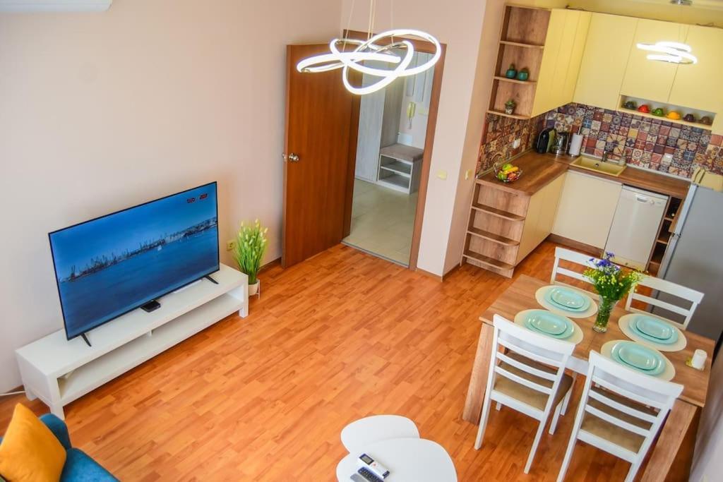 Charming Sunny Apartment+Swimming Pool Saints Constantine and Helena Exterior foto